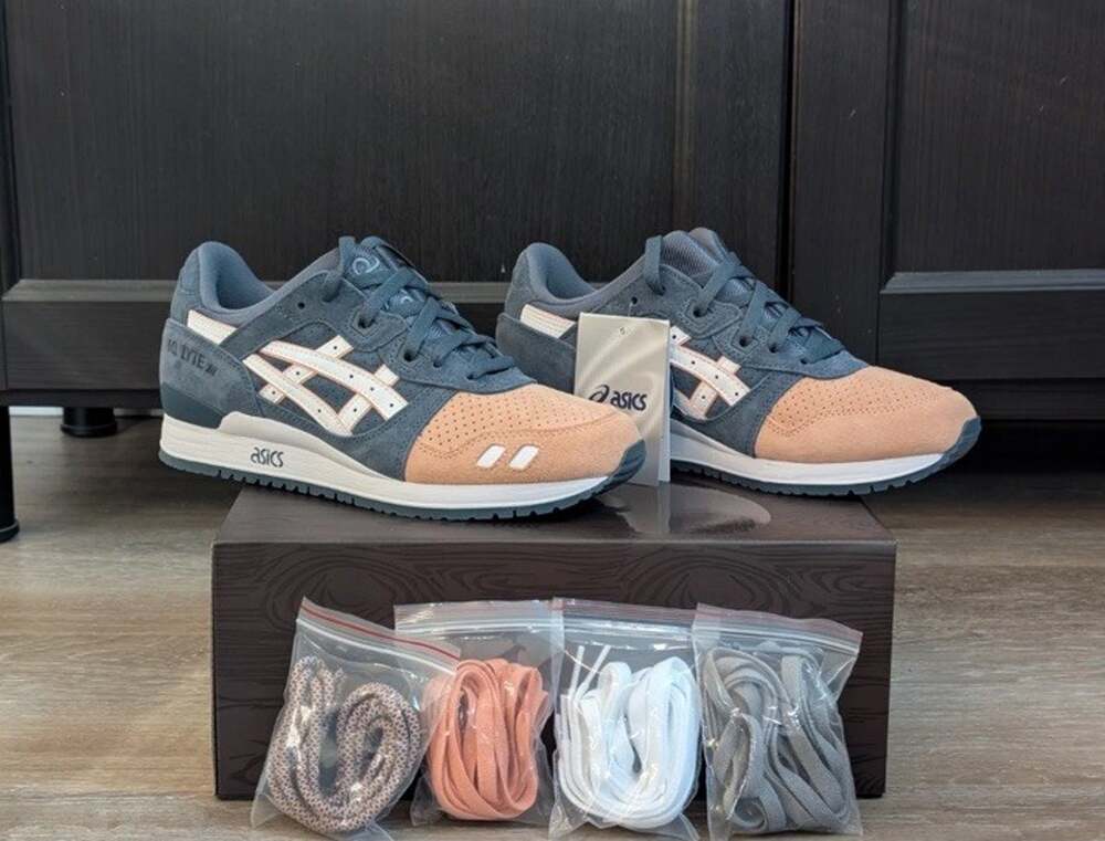 Men's Kith x ASICS GEL-LYTE III 07 Remastered Salmon Toe Navy 1203B281-700 Sz 10